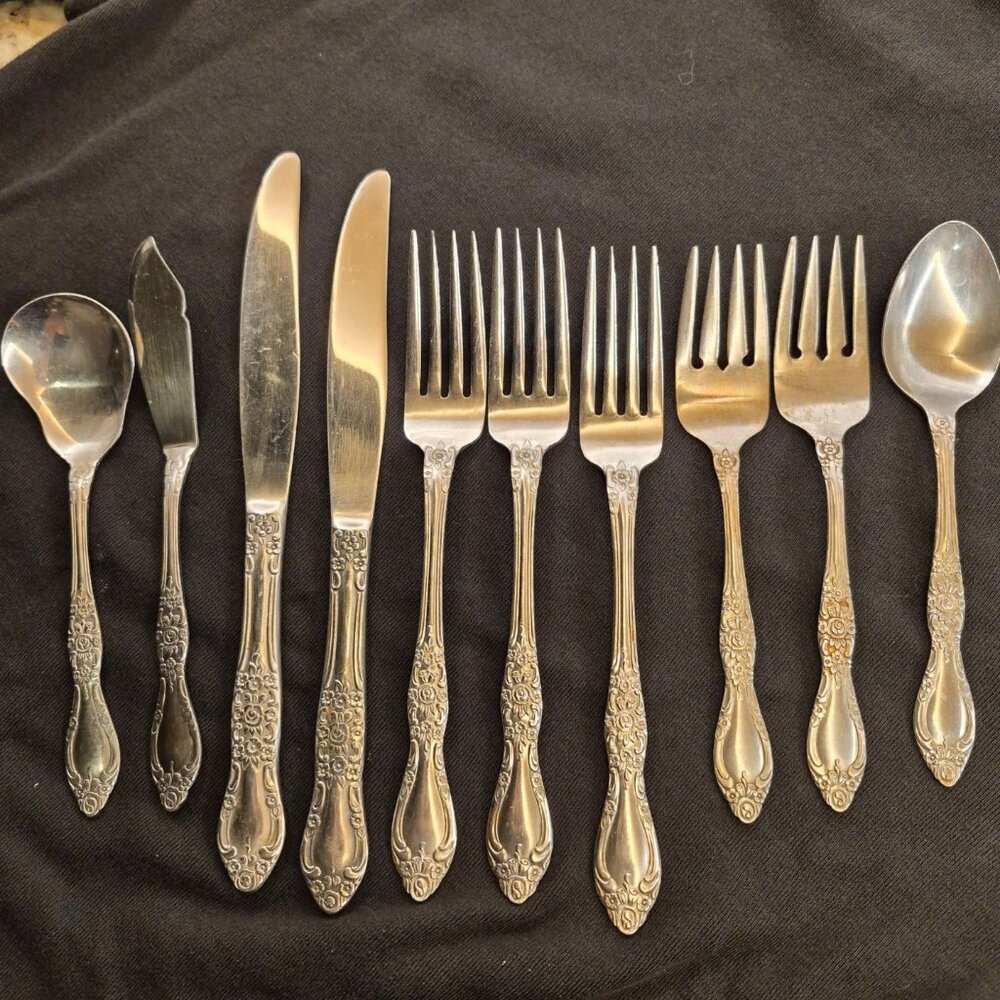 Vintage Northland Stainless Carolina Pattern 10 Piece Knives Forks Spoons Japan